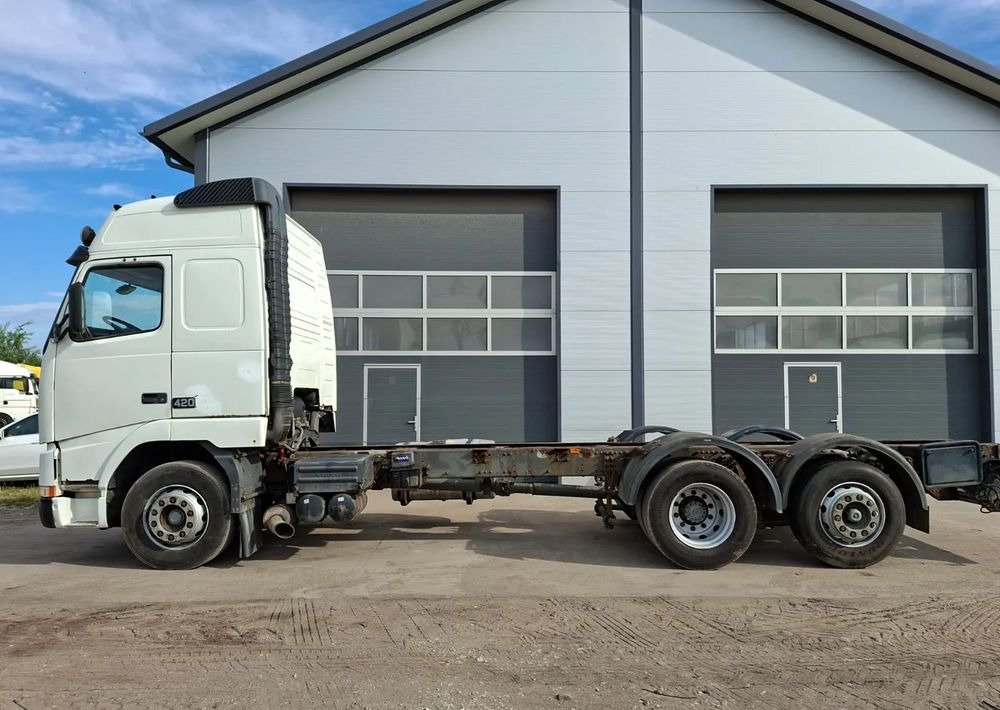Volvo FH 420 6x2 - Važiuoklės sunkvežimis: foto 3 Volvo FH 420 6x2 - Važiuoklės sunkvežimis: foto 3