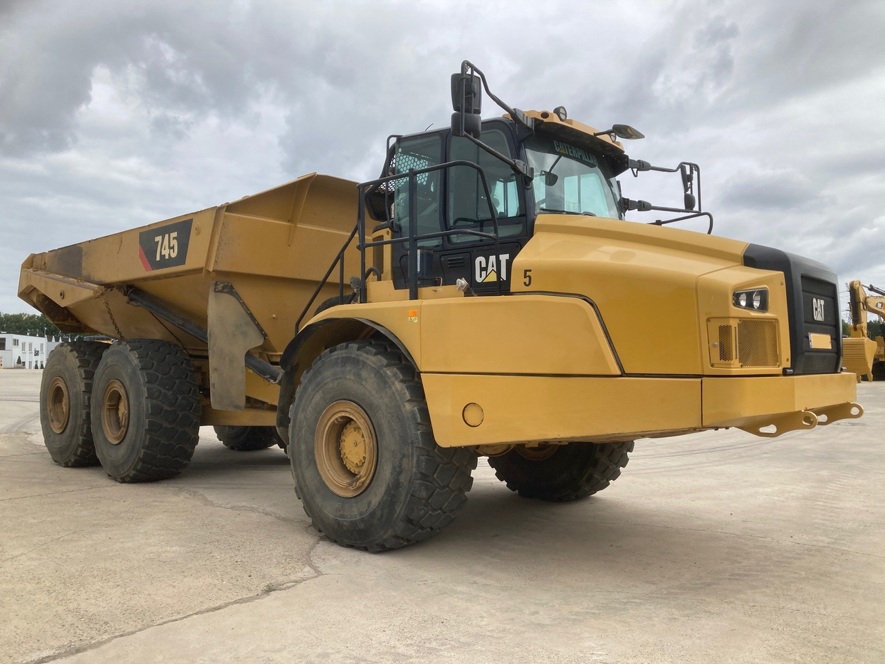 CATERPILLAR 745 - Šarnyrinis savivartis: foto 4 CATERPILLAR 745 - Šarnyrinis savivartis: foto 4