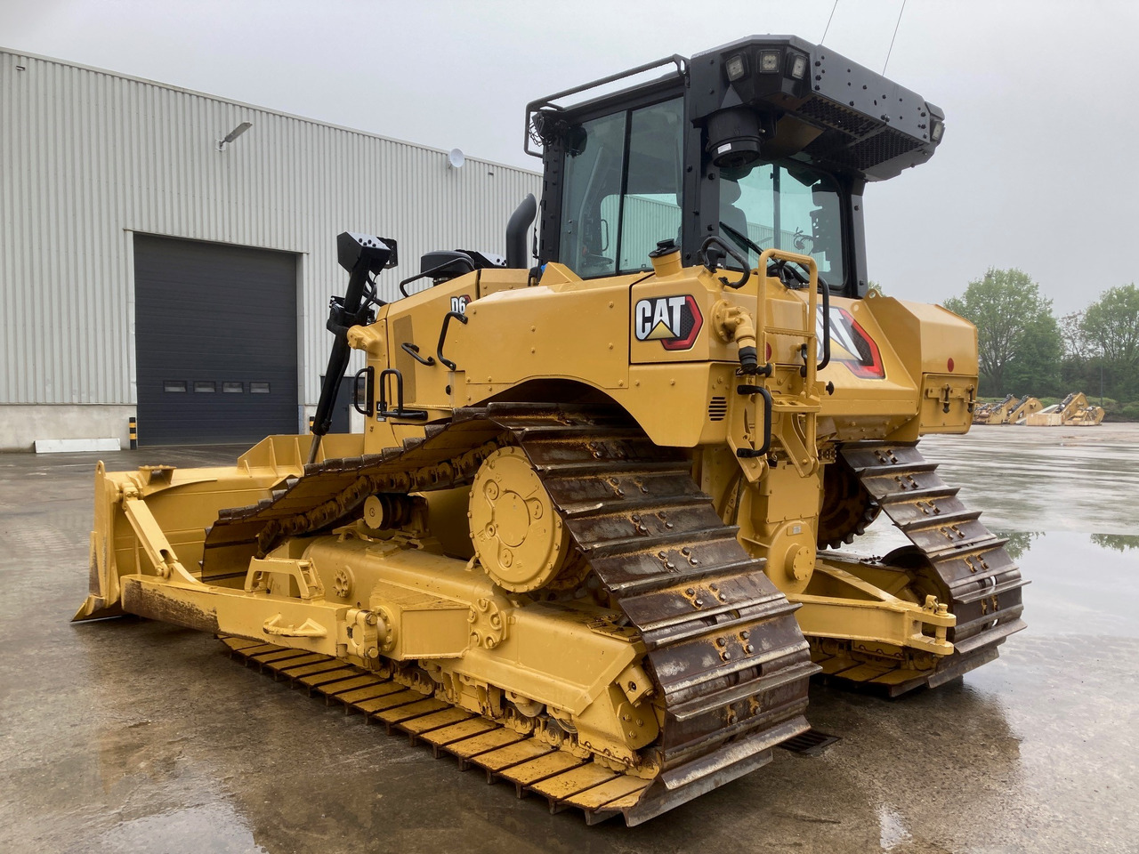 CATERPILLAR D6 LGP - Buldozeris: foto 2 CATERPILLAR D6 LGP - Buldozeris: foto 2
