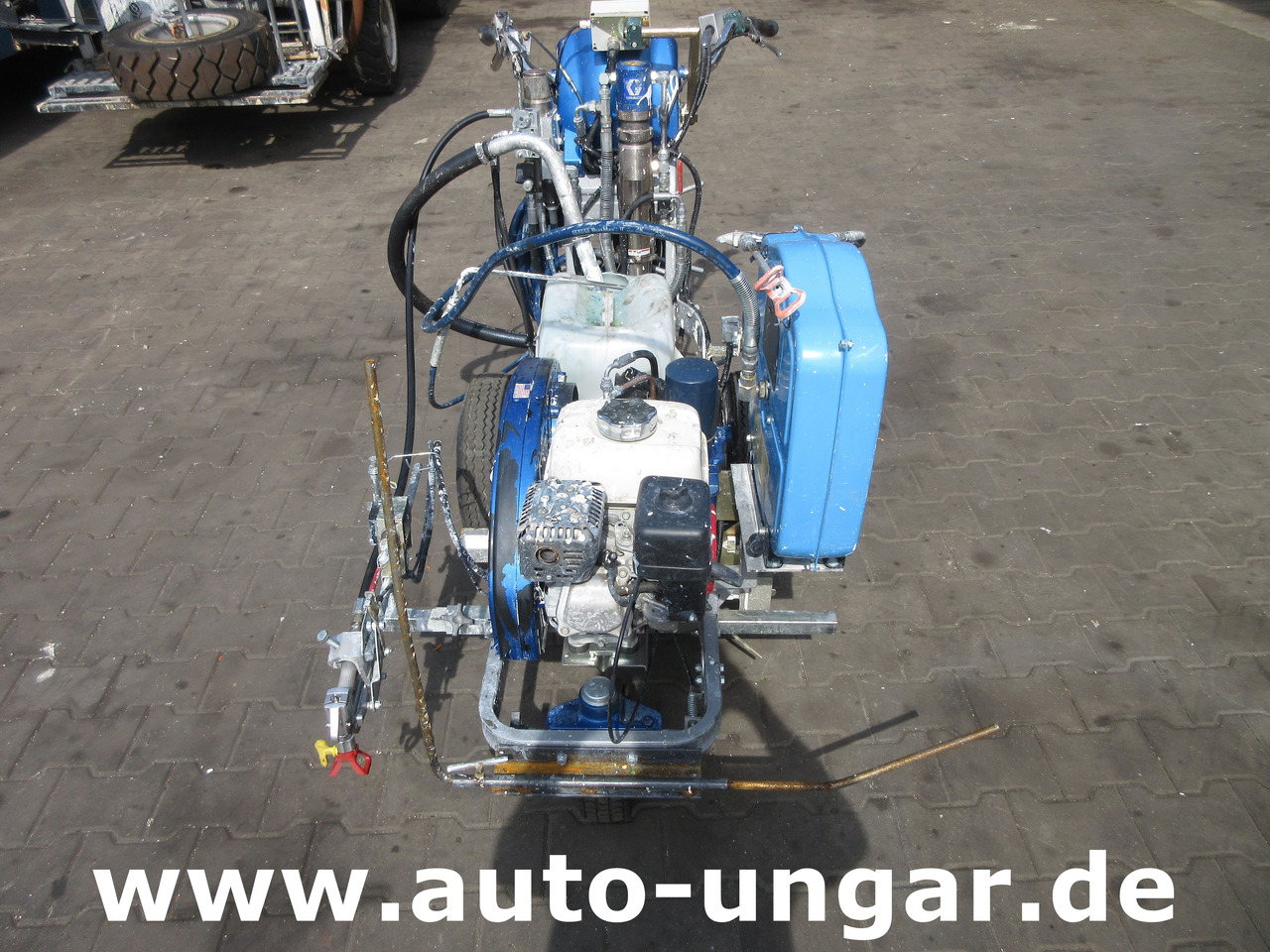 Graco 200 HS Aximum Citadine 75H Bj 13 Airless Roadmarking Striper Markiermaschine - Asfalto mašina: foto 4 Graco 200 HS Aximum Citadine 75H Bj 13 Airless Roadmarking Striper Markiermaschine - Asfalto mašina: foto 4