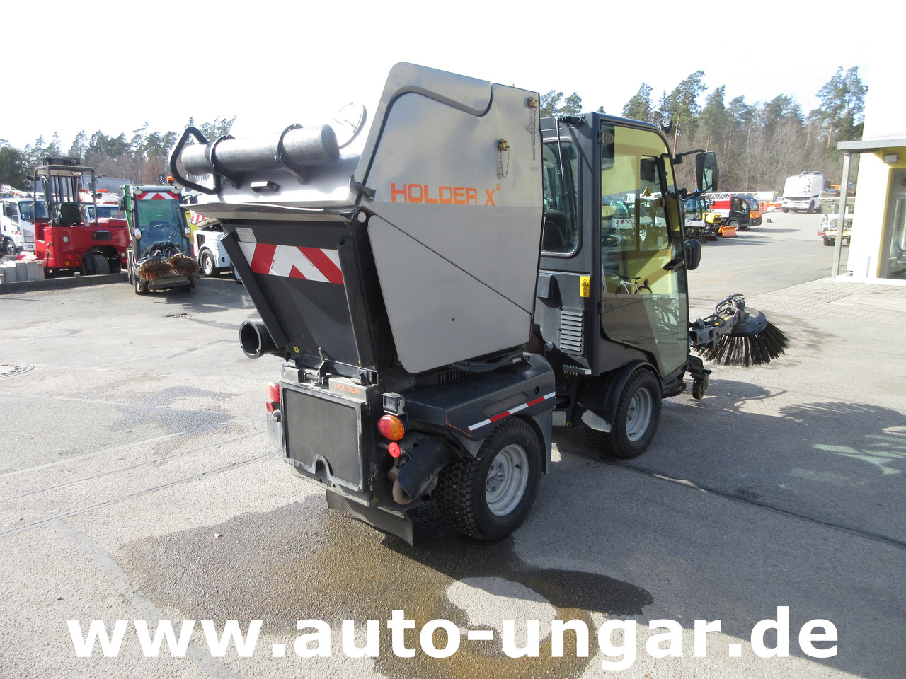 Holder X45 Kubota Diesel Motor Baujahr 2019 Allrad Kehrmaschine Geräteträger - Komunalinis traktorius: foto 5 Holder X45 Kubota Diesel Motor Baujahr 2019 Allrad Kehrmaschine Geräteträger - Komunalinis traktorius: foto 5
