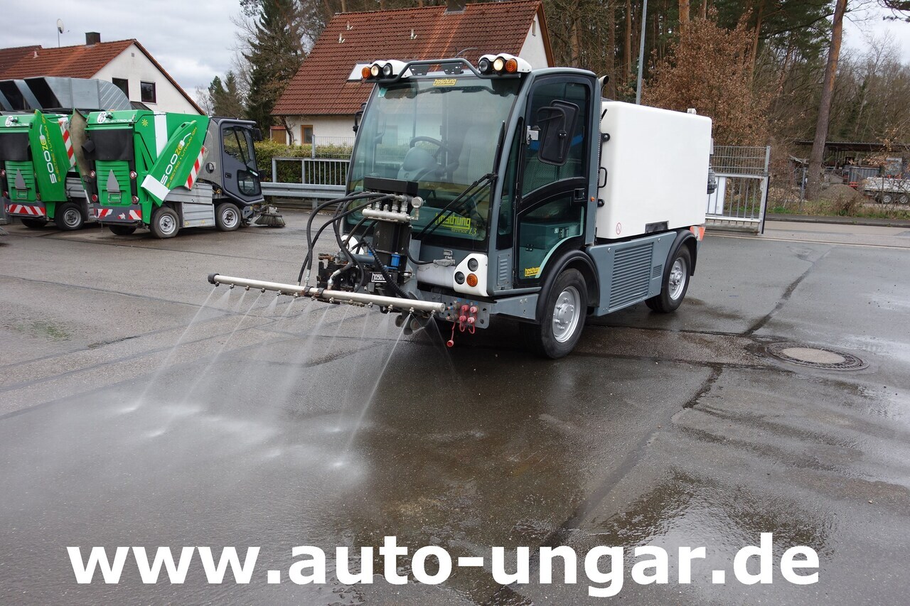 Boschung L3 Schwemmfahrzeug 4-Rad Lenkung Motorschaden - Komunalinė/ Specializuota technika: foto 1 Boschung L3 Schwemmfahrzeug 4-Rad Lenkung Motorschaden - Komunalinė/ Specializuota technika: foto 1