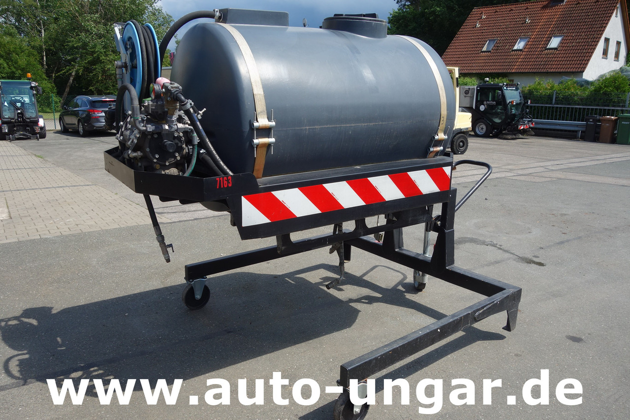 NILFISK CR3500 Wasserfass mit Pumpe + Schlauchhaspel Schmidt Multigo Schwemmaufbau - Komunalinė/ Specializuota technika: foto 3 NILFISK CR3500 Wasserfass mit Pumpe + Schlauchhaspel Schmidt Multigo Schwemmaufbau - Komunalinė/ Specializuota technika: foto 3