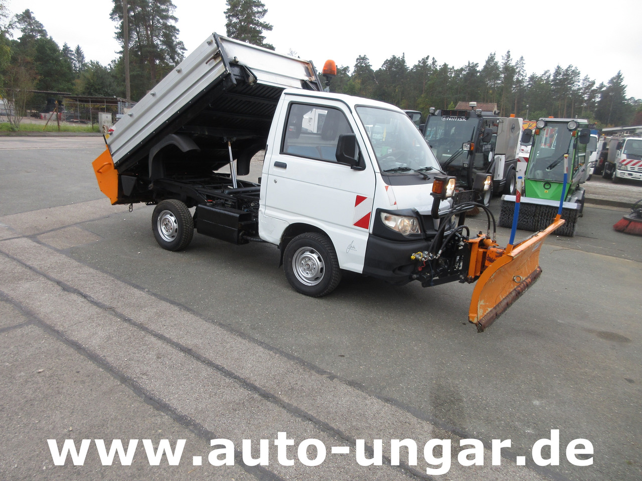 PIAGGIO Porter S90 Kipper 4x4 Winterdienst Schneepflug & Streuer - Sniego valymo mašina: foto 1 PIAGGIO Porter S90 Kipper 4x4 Winterdienst Schneepflug & Streuer - Sniego valymo mašina: foto 1