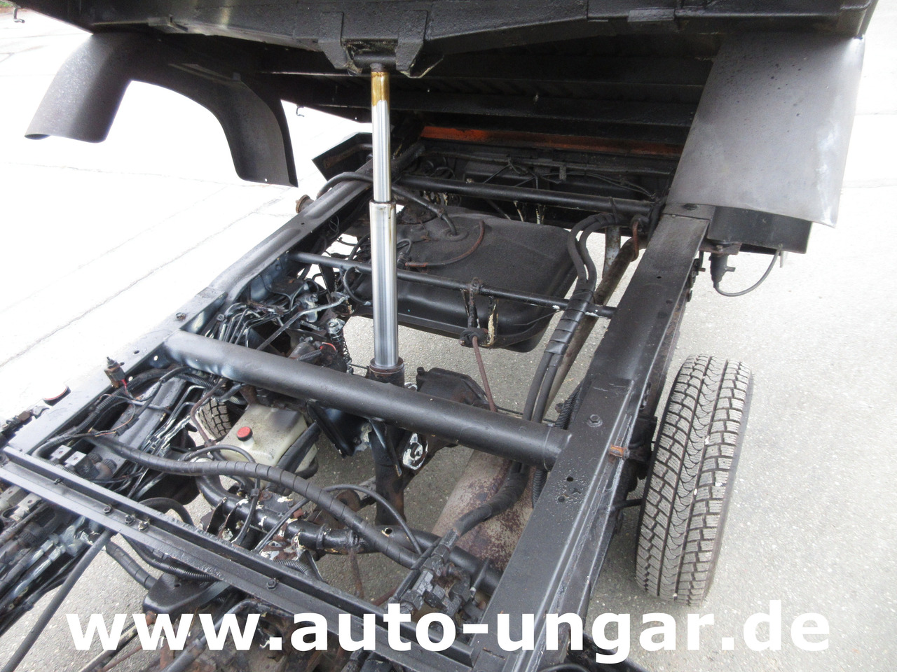 PIAGGIO Porter S90 Kipper 4x4 Winterdienst Schneepflug & Streuer - Sniego valymo mašina: foto 4 PIAGGIO Porter S90 Kipper 4x4 Winterdienst Schneepflug & Streuer - Sniego valymo mašina: foto 4