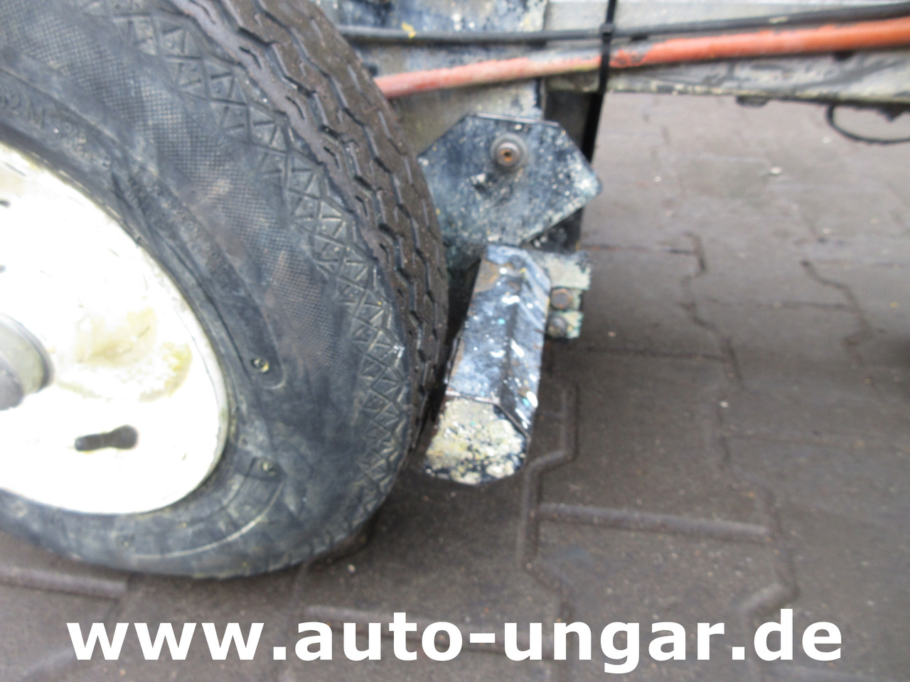 ProSign Powrliner 6900 Graco 200HS Speeflow Euroliners Airless Roadmarking Machine - Asfalto mašina: foto 5 ProSign Powrliner 6900 Graco 200HS Speeflow Euroliners Airless Roadmarking Machine - Asfalto mašina: foto 5