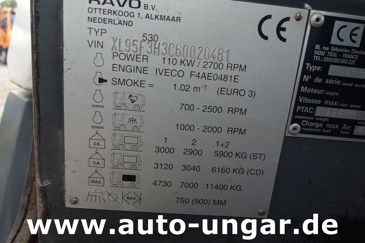 Gatvių šlavimo mašina Ravo C540 / 530 Kehrmaschine - Kärcher - Heckabsaugung - Motorschaden: foto 21