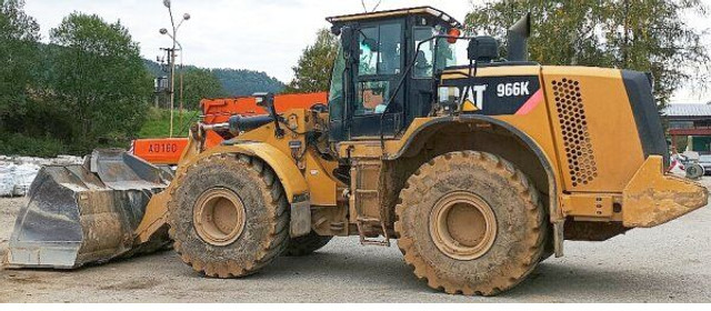 Caterpillar 966 K - Ratinis krautuvas: foto 1 Caterpillar 966 K - Ratinis krautuvas: foto 1