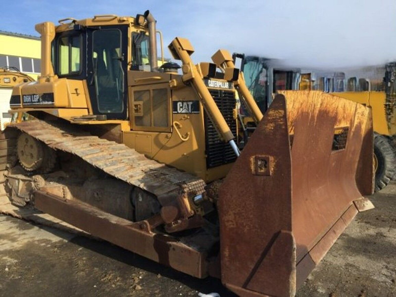 Caterpillar D6H LGP II - Buldozeris: foto 1 Caterpillar D6H LGP II - Buldozeris: foto 1