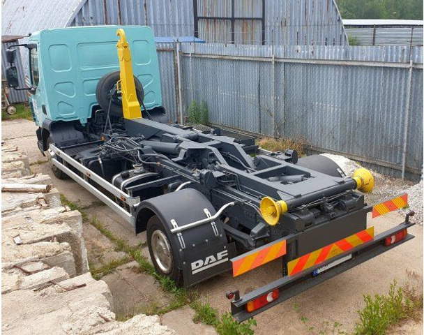 DAF 12t LF180 FA - Hook-lift sunkvežimis: foto 3 DAF 12t LF180 FA - Hook-lift sunkvežimis: foto 3