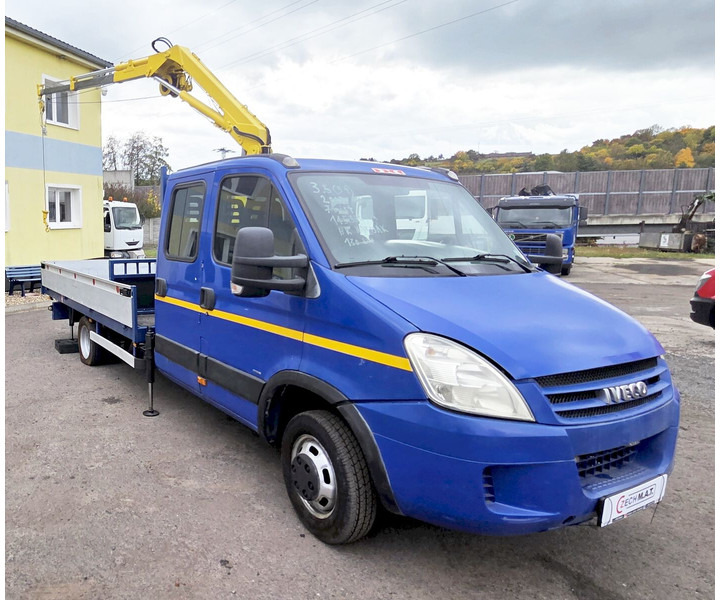 Iveco 50C18 Daily 3.D 16V +Effer - Bortinis automobilis, Komercinis automobilis su dviguba kabina: foto 2 Iveco 50C18 Daily 3.D 16V +Effer - Bortinis automobilis, Komercinis automobilis su dviguba kabina: foto 2