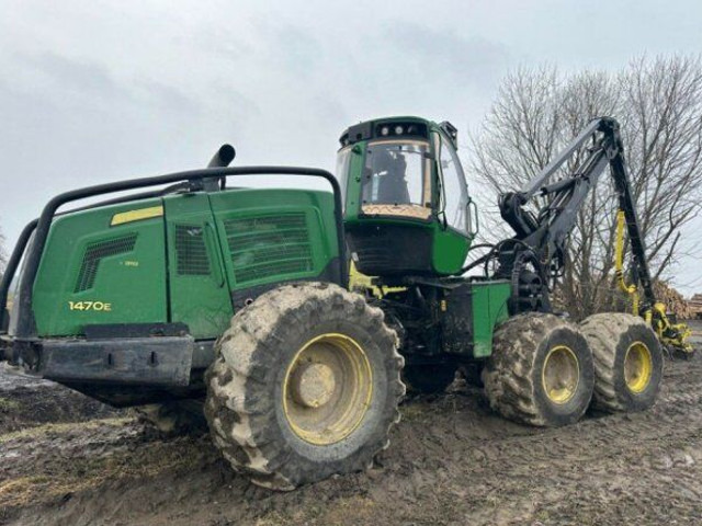 John Deere 1470E - Kombainas: foto 1 John Deere 1470E - Kombainas: foto 1