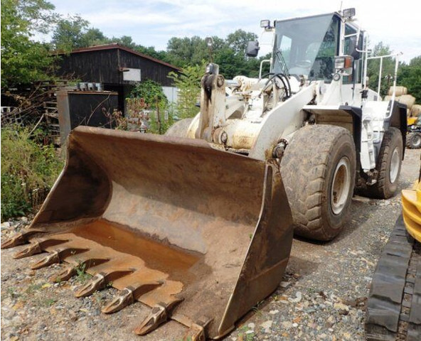 Komatsu WA 380-6 - Ratinis krautuvas: foto 1 Komatsu WA 380-6 - Ratinis krautuvas: foto 1