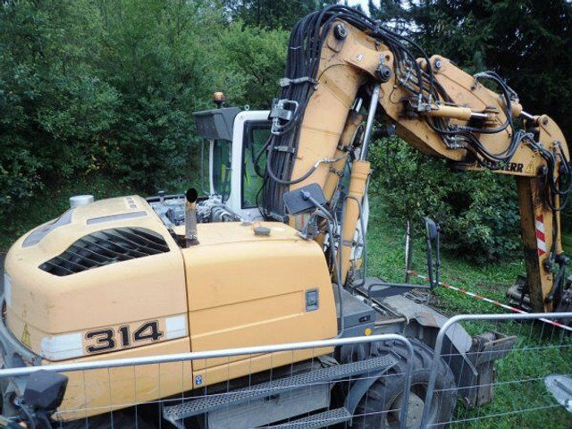 Liebherr A 314 - Ratinis ekskavatorius: foto 4 Liebherr A 314 - Ratinis ekskavatorius: foto 4