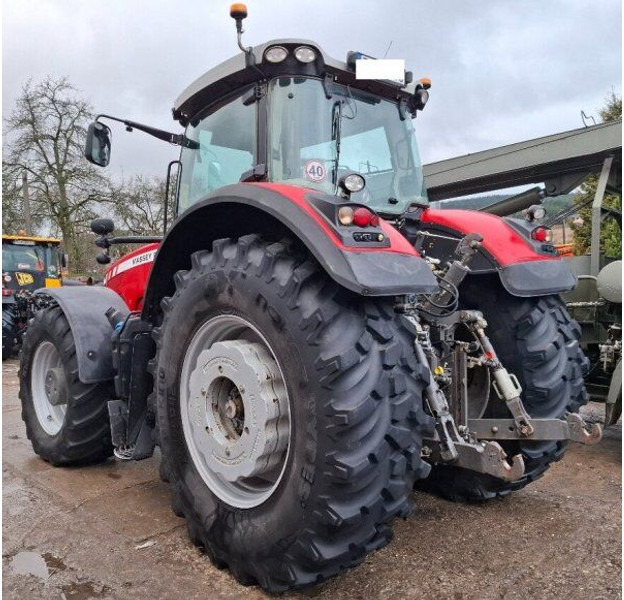 Massey Ferguson 8690 (MF) - Traktorius: foto 2 Massey Ferguson 8690 (MF) - Traktorius: foto 2