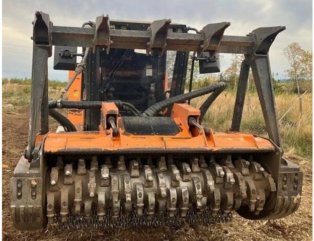 PrimeTech PT300 FAE 12t - Miško smulkintuvas: foto 4 PrimeTech PT300 FAE 12t - Miško smulkintuvas: foto 4