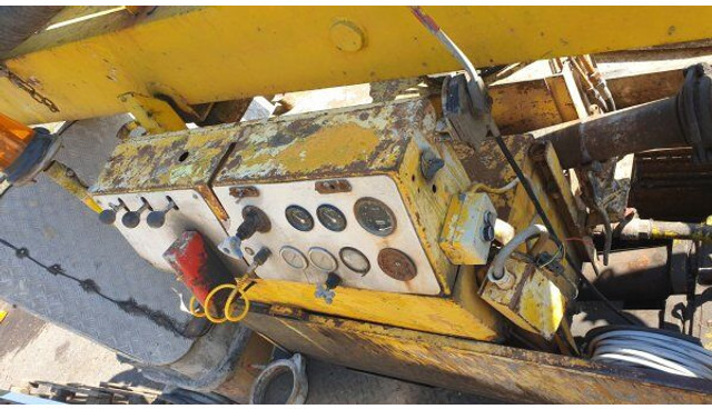 Schwing 25m BPL 601 +6x6 Tatra 815 (DOCS/KFZ MACHINE +1 no docs/kein kfz - Stacionarus betono siurblys: foto 5 Schwing 25m BPL 601 +6x6 Tatra 815 (DOCS/KFZ MACHINE +1 no docs/kein kfz - Stacionarus betono siurblys: foto 5