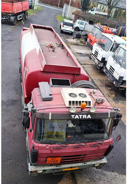 Tatra 6x6 T815 ADR 17m3 - Autocisterna: foto 4 Tatra 6x6 T815 ADR 17m3 - Autocisterna: foto 4