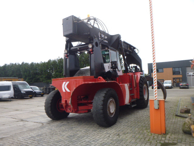 KALMAR RTD1523SL - Stelažų krautuvas: foto 5 KALMAR RTD1523SL - Stelažų krautuvas: foto 5