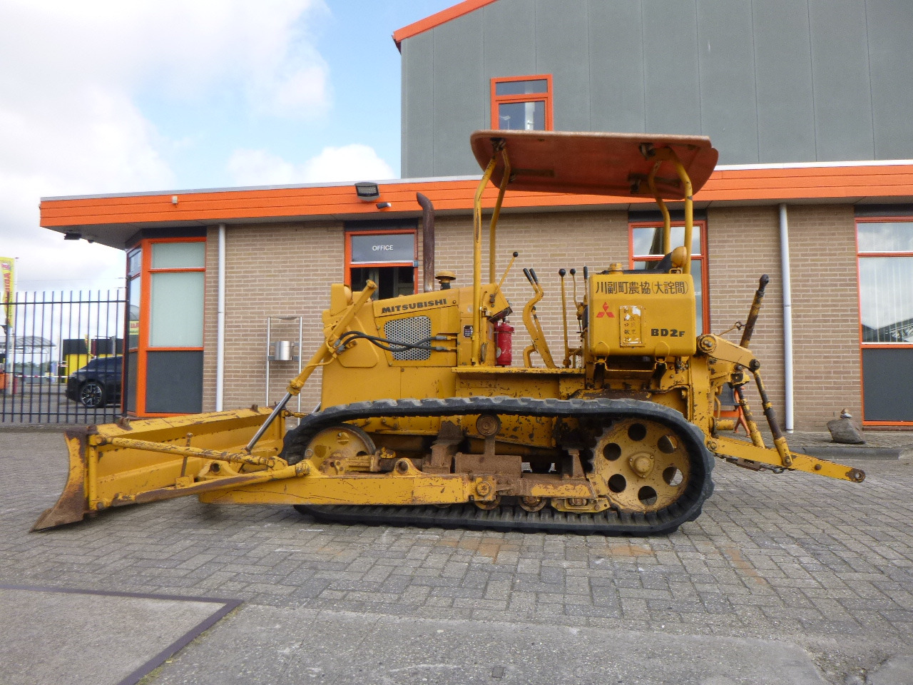 Buldozeris MITSUBISHI BD2F: foto 6