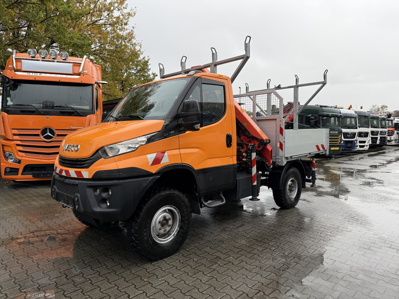 Iveco Daily 55S18W 4X4 Palfinger PK 7.501 - Bortinis automobilis: foto 1 Iveco Daily 55S18W 4X4 Palfinger PK 7.501 - Bortinis automobilis: foto 1