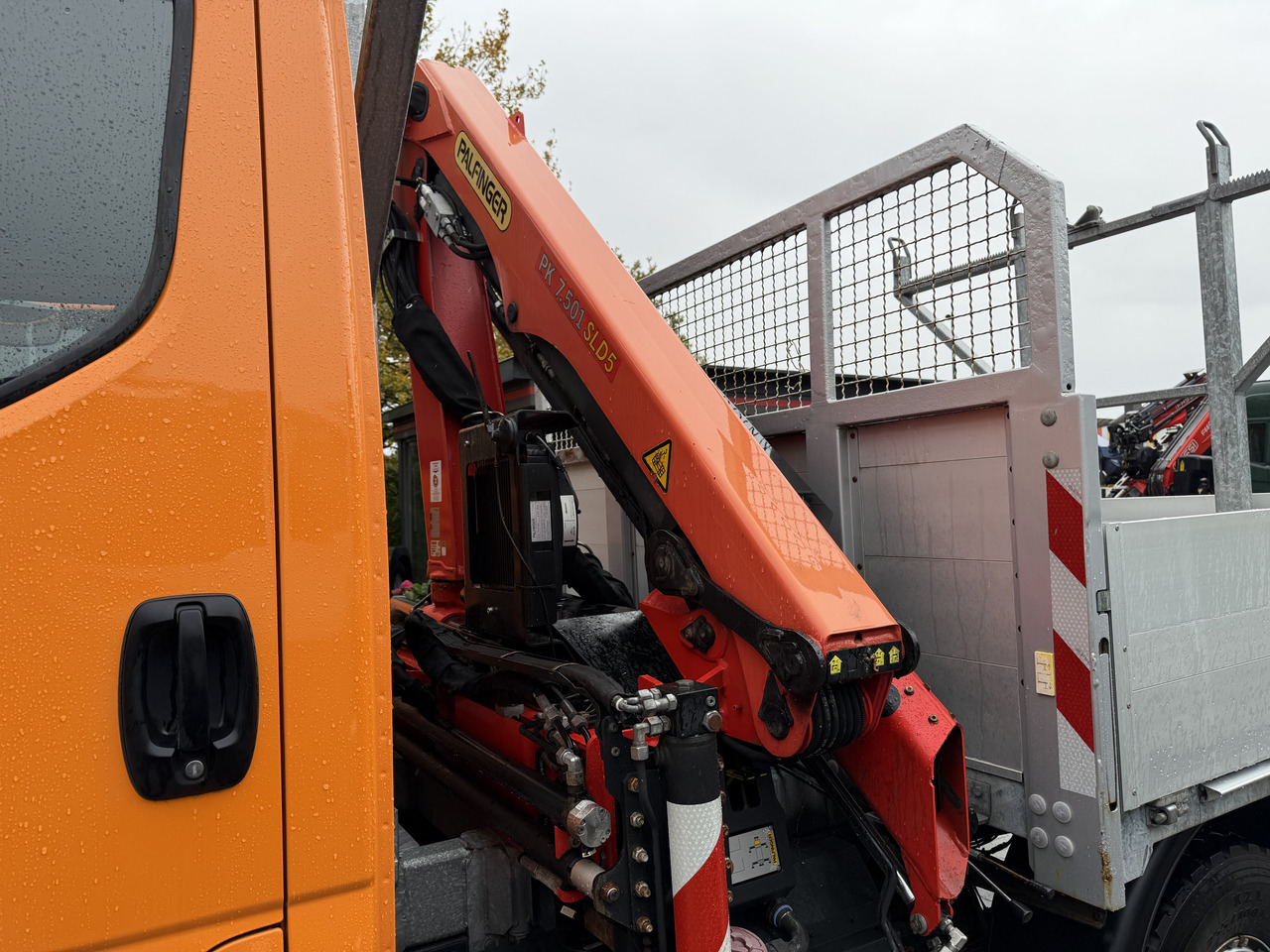 Iveco Daily 55S18W 4X4 Palfinger PK 7.501 - Bortinis automobilis: foto 4 Iveco Daily 55S18W 4X4 Palfinger PK 7.501 - Bortinis automobilis: foto 4