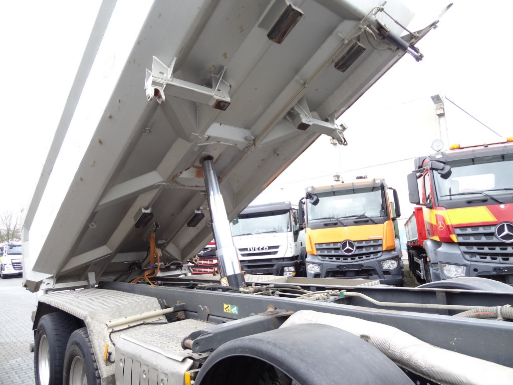 Mercedes-Benz Arocs 3245 K 8X4 - Savivartis sunkvežimis: foto 3 Mercedes-Benz Arocs 3245 K 8X4 - Savivartis sunkvežimis: foto 3