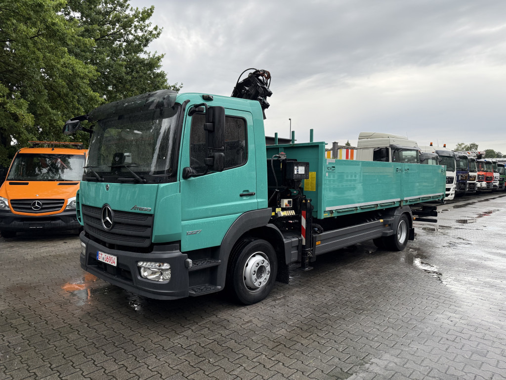 Mercedes-Benz Atego 1227 Kran MKG 96 - Platforminis/ Bortinis sunkvežimis, Sunkvežimis su kranu: foto 1 Mercedes-Benz Atego 1227 Kran MKG 96 - Platforminis/ Bortinis sunkvežimis, Sunkvežimis su kranu: foto 1