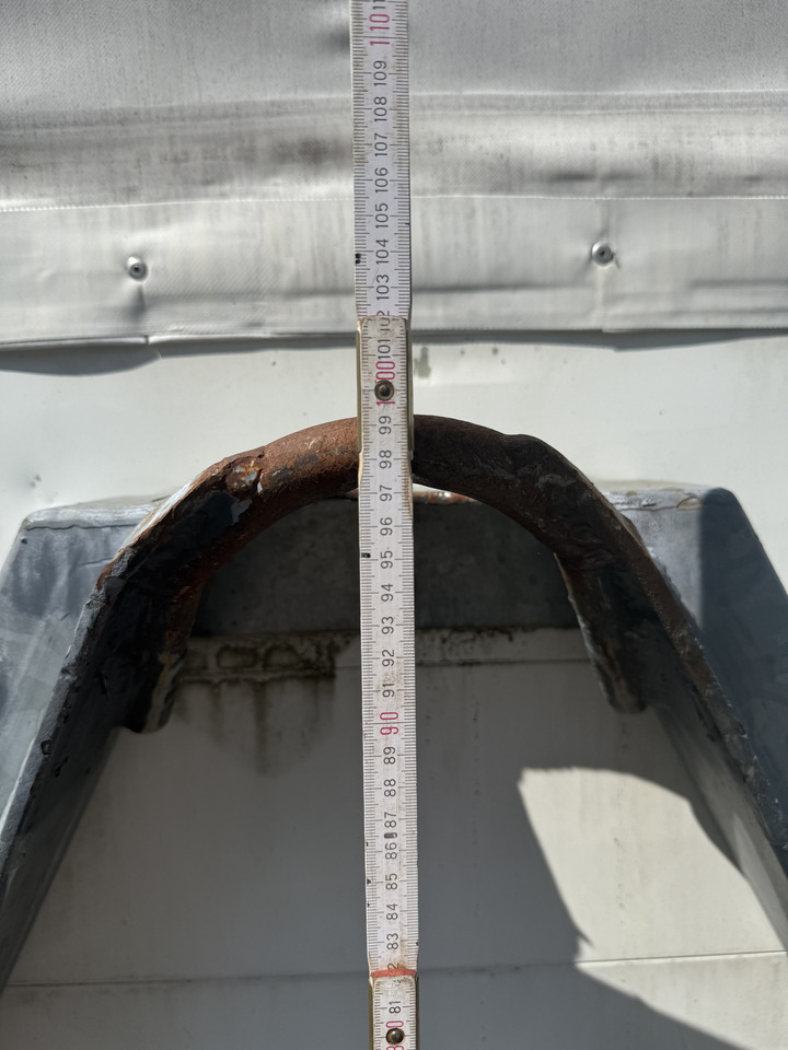 Plane/ Mulde/ Container Ex- Rotes Kreuz - Užtraukiamas konteineris: foto 2 Plane/ Mulde/ Container Ex- Rotes Kreuz - Užtraukiamas konteineris: foto 2