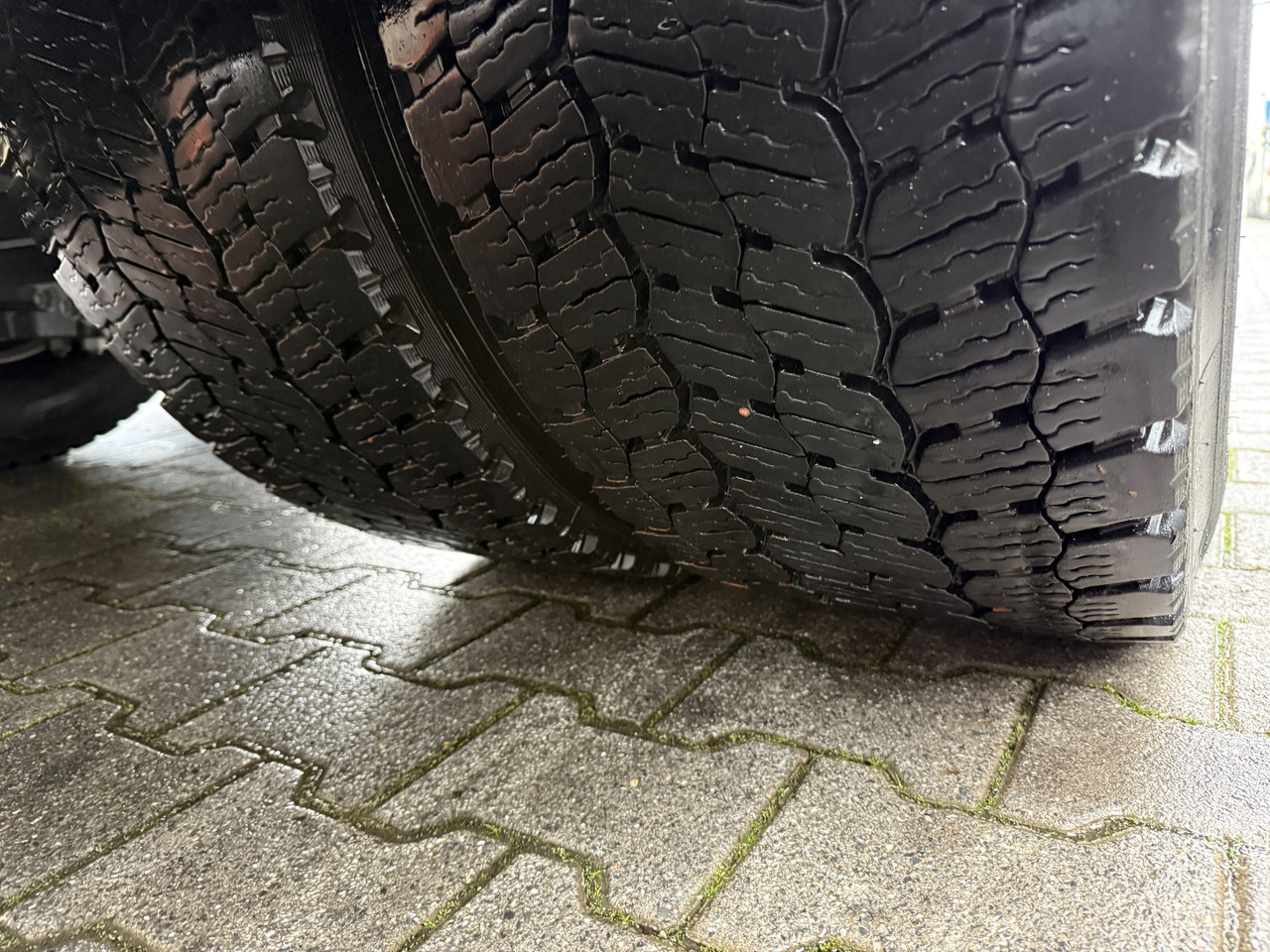 Scania P280 4X2 - Furgonas sunkvežimis: foto 2 Scania P280 4X2 - Furgonas sunkvežimis: foto 2