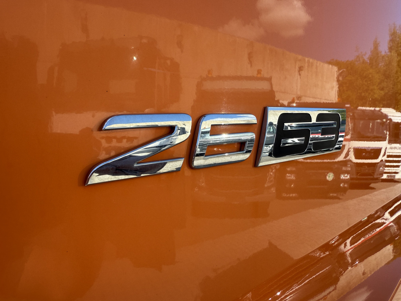 Mercedes-Benz Actros MP5 2663 6X4 Super Ausstattung - Vilkikas: foto 4 Mercedes-Benz Actros MP5 2663 6X4 Super Ausstattung - Vilkikas: foto 4