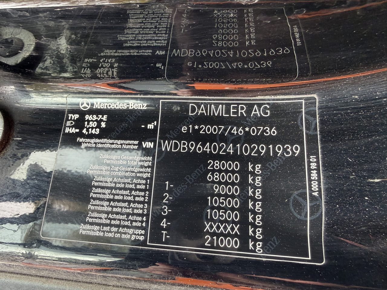 Mercedes-Benz Arocs 2653 6X4 Kran Kesla 2124L - Vilkikas: foto 5 Mercedes-Benz Arocs 2653 6X4 Kran Kesla 2124L - Vilkikas: foto 5