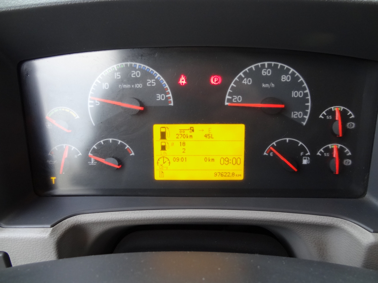 Volvo FE320 Fahrschule/ driving school - Vilkikas: foto 5 Volvo FE320 Fahrschule/ driving school - Vilkikas: foto 5