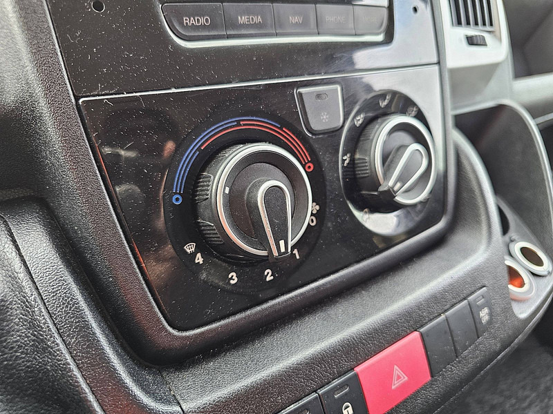 Furgonas su krovinių dėže Fiat Ducato 2.3 Platform-Cabine AC!: foto 10