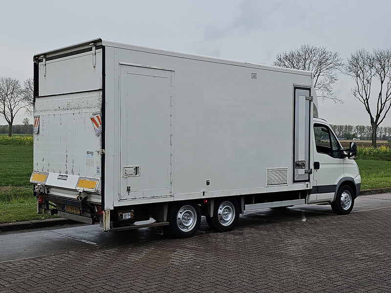 Iveco Daily 35S14 BE-COMBI Laadklep! - Furgonas su krovinių dėže: foto 3 Iveco Daily 35S14 BE-COMBI Laadklep! - Furgonas su krovinių dėže: foto 3
