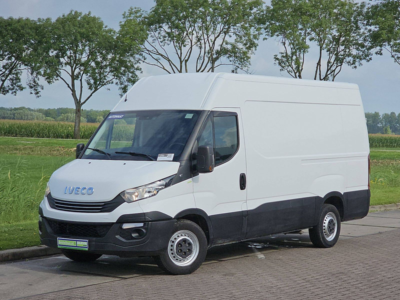 Iveco Daily 35S14 L2H2 Airco Automaat! - Krovininis mikroautobusas: foto 2 Iveco Daily 35S14 L2H2 Airco Automaat! - Krovininis mikroautobusas: foto 2