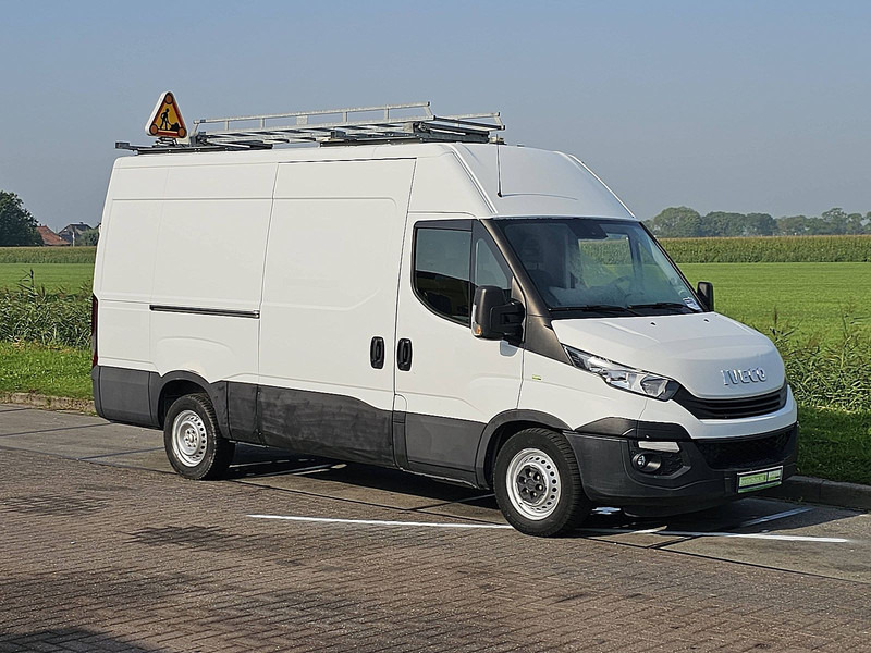 Iveco Daily 35S14 L2H2 Imperiaal Euro6 - Krovininis mikroautobusas: foto 5 Iveco Daily 35S14 L2H2 Imperiaal Euro6 - Krovininis mikroautobusas: foto 5