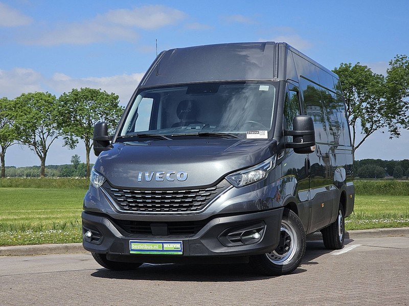 Krovininis mikroautobusas Iveco Daily 35S18 3.0 AUT. L2H2 LED: foto 1