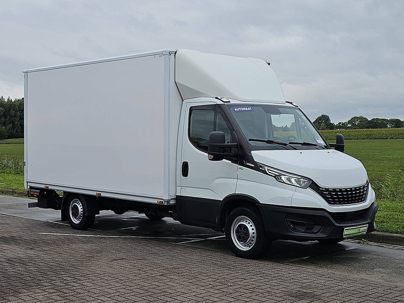 Iveco Daily 35S18 ac automaat EURO6 - Furgonas su krovinių dėže: foto 5 Iveco Daily 35S18 ac automaat EURO6 - Furgonas su krovinių dėže: foto 5