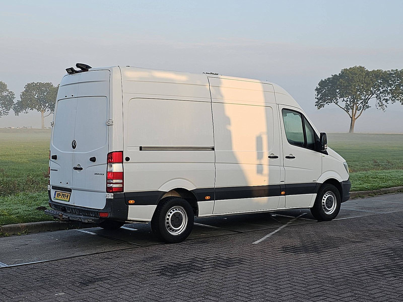 Mercedes-Benz Sprinter 313 ac automaat - Krovininis mikroautobusas: foto 3 Mercedes-Benz Sprinter 313 ac automaat - Krovininis mikroautobusas: foto 3