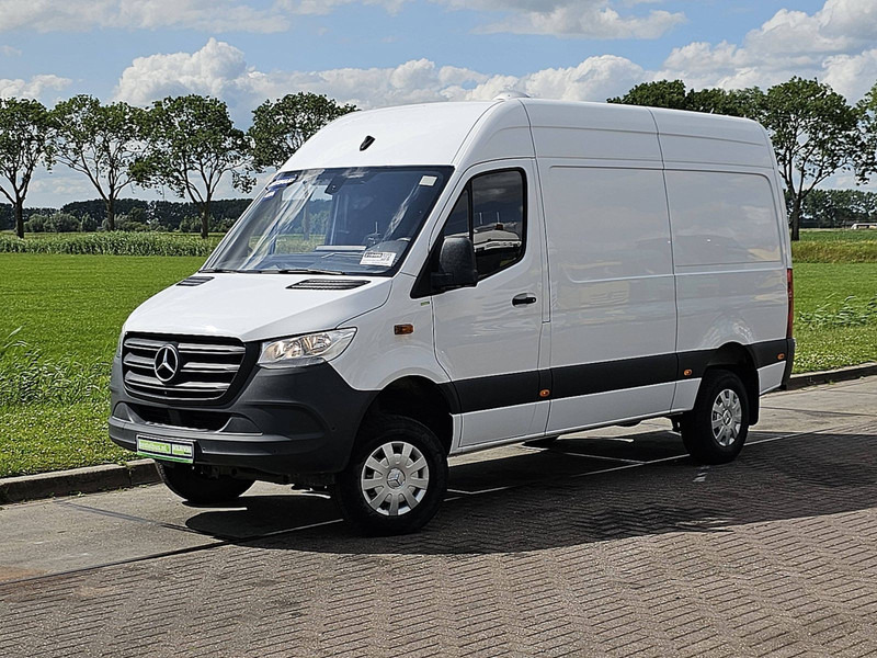 Mercedes-Benz Sprinter 316 CDI 4X4 AUT. L2H2 - Krovininis mikroautobusas: foto 2 Mercedes-Benz Sprinter 316 CDI 4X4 AUT. L2H2 - Krovininis mikroautobusas: foto 2