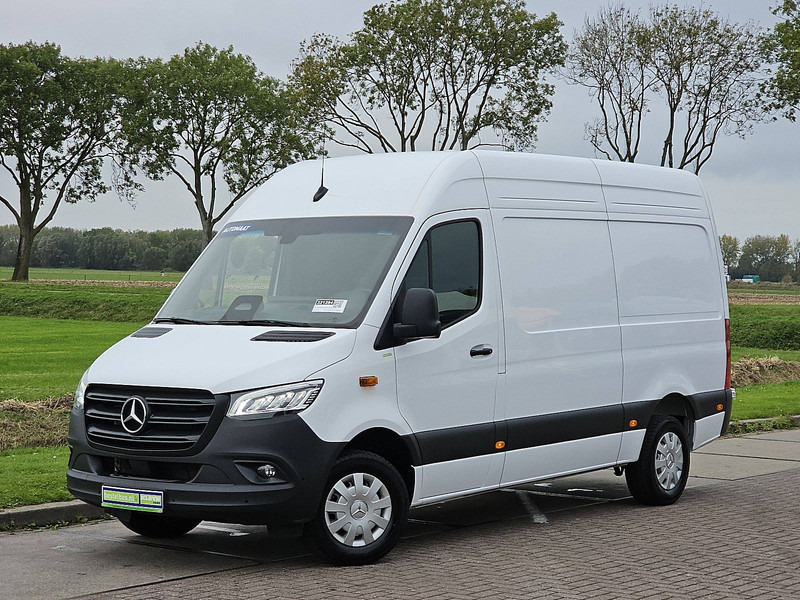 Mercedes-Benz Sprinter 317 L2H2 LED Mbux Navi - Krovininis mikroautobusas: foto 2 Mercedes-Benz Sprinter 317 L2H2 LED Mbux Navi - Krovininis mikroautobusas: foto 2