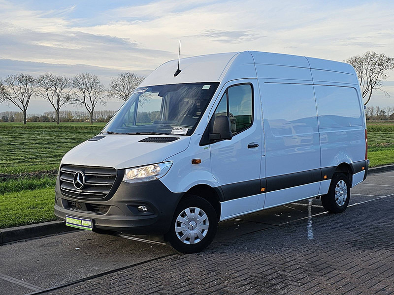Mercedes-Benz Sprinter 317 L2H2 Mbux Navi Euro6 - Krovininis mikroautobusas: foto 2 Mercedes-Benz Sprinter 317 L2H2 Mbux Navi Euro6 - Krovininis mikroautobusas: foto 2
