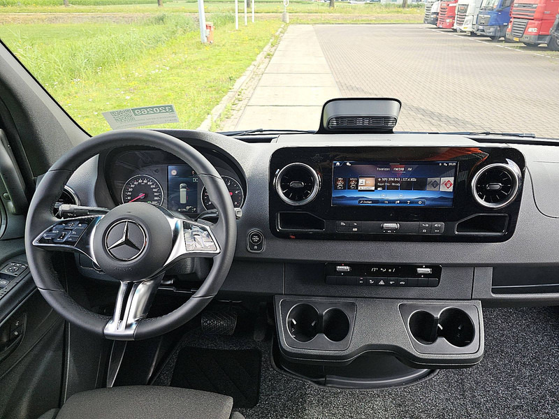 Krovininis mikroautobusas Mercedes-Benz Sprinter 319 L2H2 LED Mbux 190Pk!: foto 8