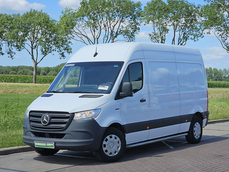 Mercedes-Benz eSprinter L2H2 35 KWH - Krovininis mikroautobusas, Elektrinis furgonas: foto 2 Mercedes-Benz eSprinter L2H2 35 KWH - Krovininis mikroautobusas, Elektrinis furgonas: foto 2