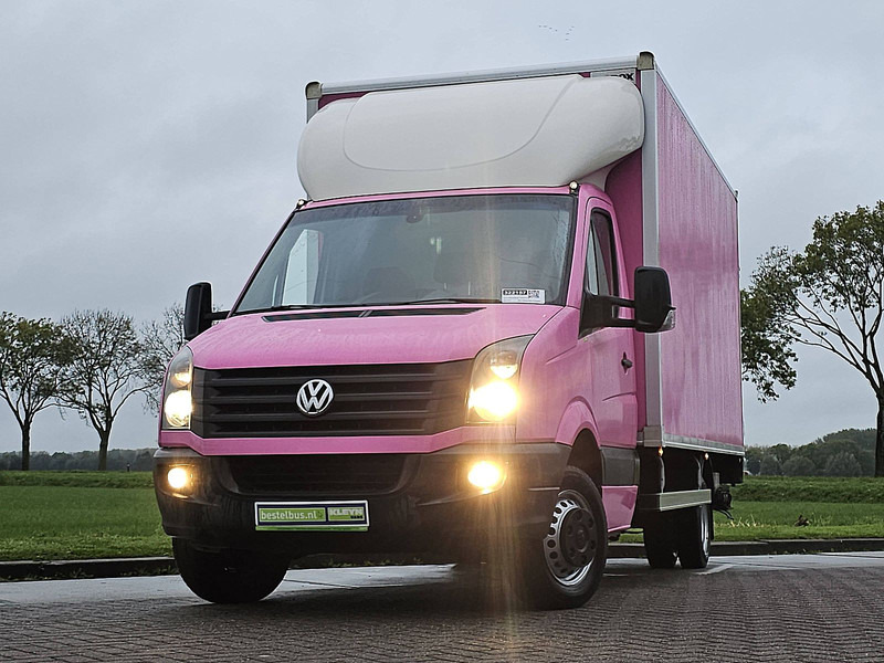 Volkswagen Crafter - Furgonas su krovinių dėže: foto 1 Volkswagen Crafter - Furgonas su krovinių dėže: foto 1