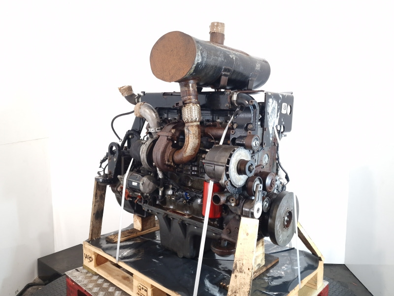 NH F4HE9684E*J102 667TA EBD Engine (Plant) - Variklis - Statybinė technika: foto 4 NH F4HE9684E*J102 667TA EBD Engine (Plant) - Variklis - Statybinė technika: foto 4