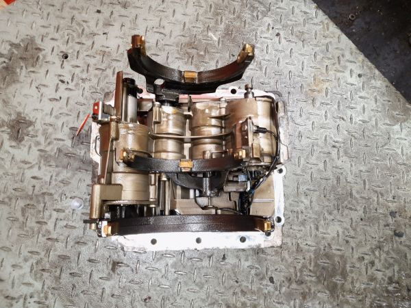 Volvo AT2612D Wabco Gearshift Mechanism Gearbox - Pavarų dėžė: foto 1 Volvo AT2612D Wabco Gearshift Mechanism Gearbox - Pavarų dėžė: foto 1