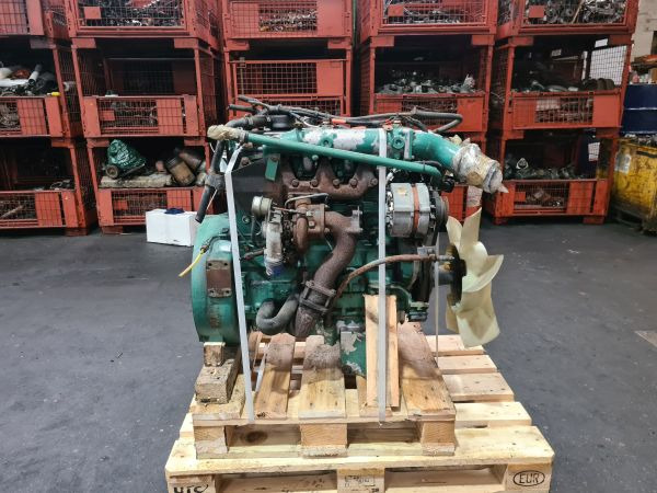 Volvo D4A Perkins 1004 Engine - Variklis - Statybinė technika: foto 3 Volvo D4A Perkins 1004 Engine - Variklis - Statybinė technika: foto 3