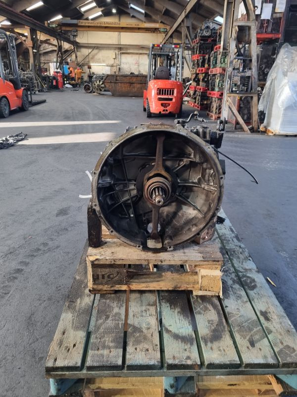 ZF 6S1000TO Gearbox - Pavarų dėžė: foto 3 ZF 6S1000TO Gearbox - Pavarų dėžė: foto 3